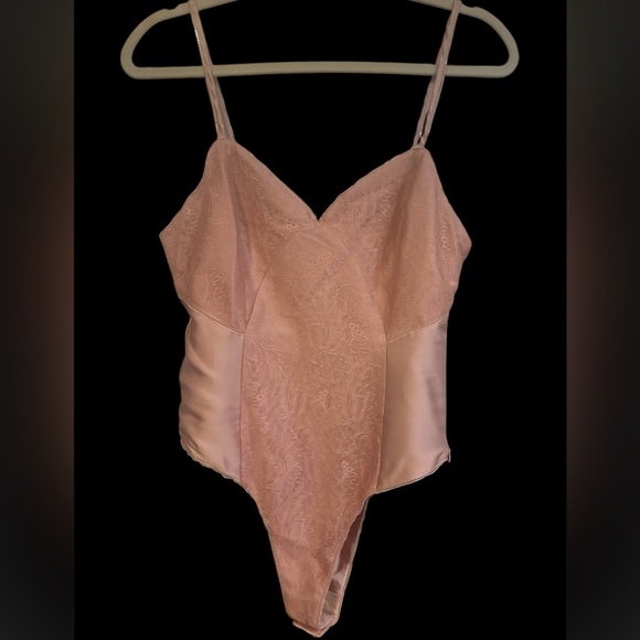 Lani The Label Satin and Lace look bodysuit NWT - Picture 1 of 3